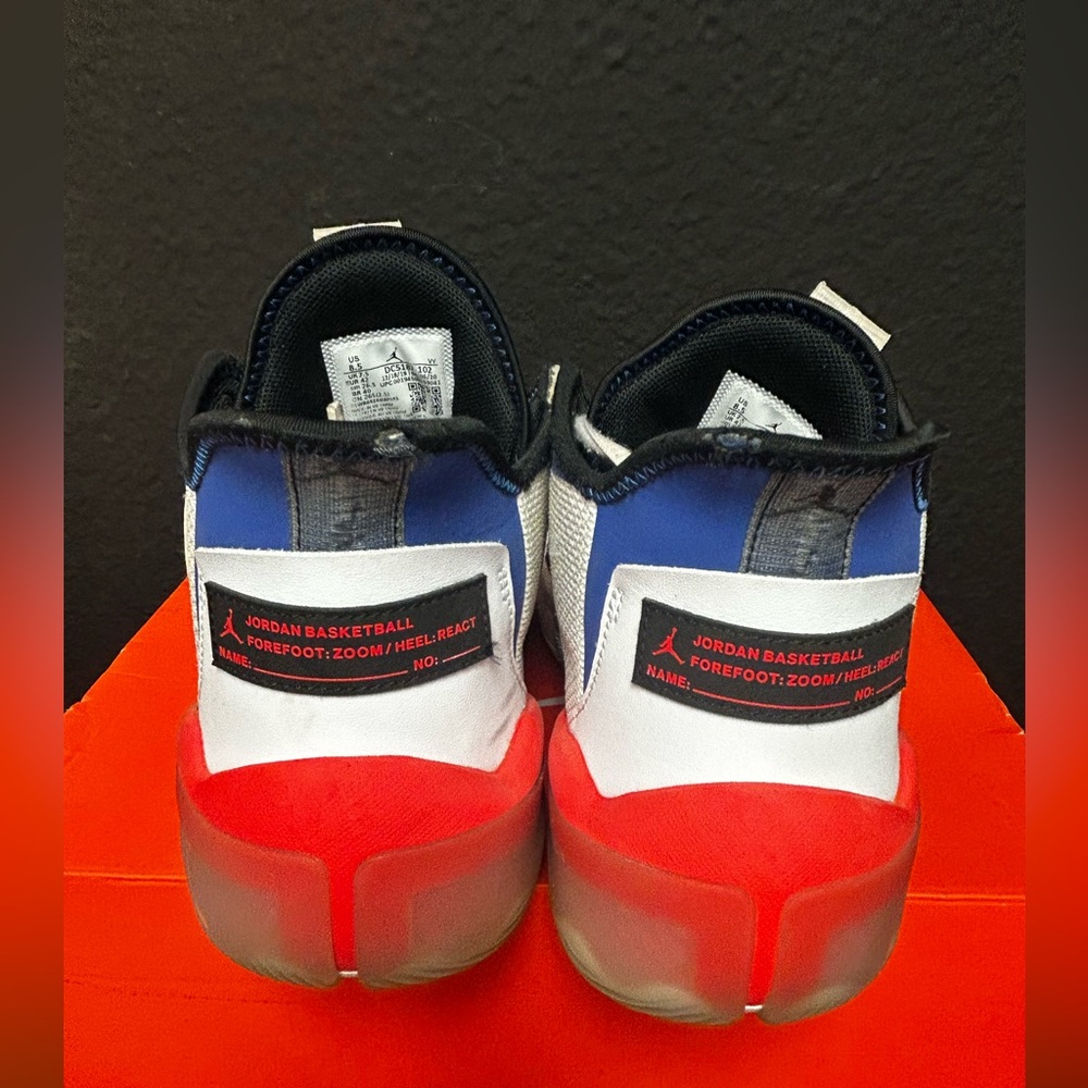 Nike Jordan React Elevation PF 'White Infrared Royal' Sz 8.5 - Picture 4 of 9